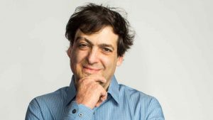 2016: Protest Vote or Cry For Help? Dan-Ariely-Stephen-Voss-1024x576